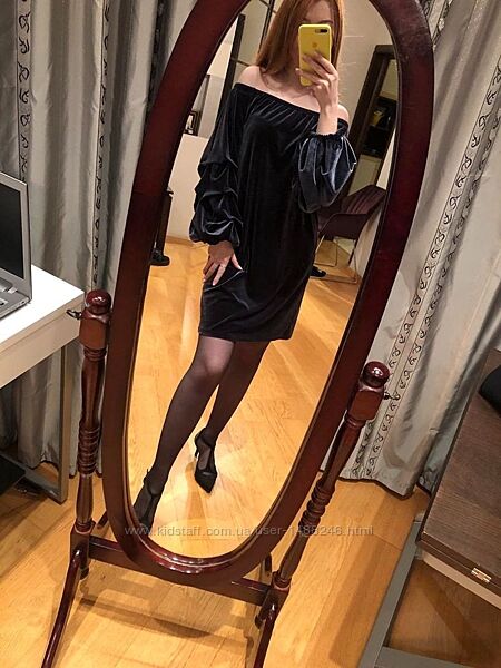 Платье бархатное мини с открытыми плечами Paolo Casalini, Италия