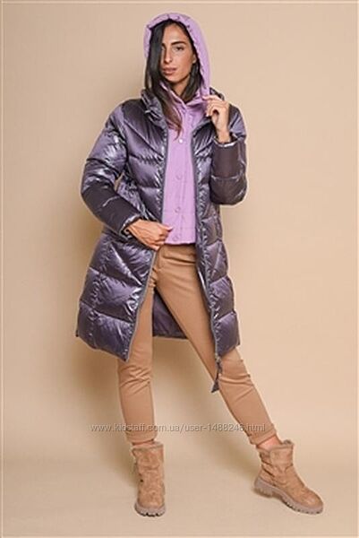 Пуховик удлиненный фиолетового цвета Paquito, Италия