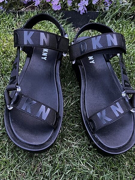 Босоножки DKNY