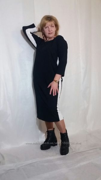 Сукня жіноча в спортивному стилі з кишенями