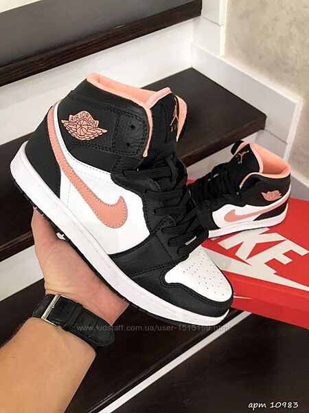 р.37, 41  Стильные кроссовки Nike Air Jordan черно/бело/розовые /