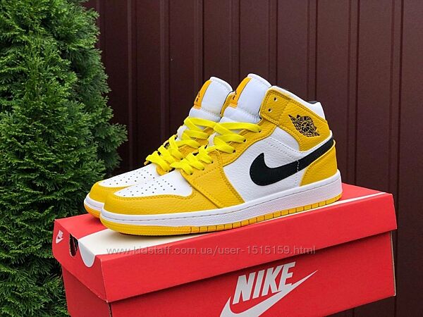 р.44   Кроссовки Nike Air Jordan желтые 