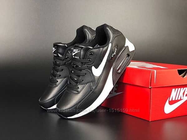 р.41  Кроссовки Nike Air Max 90 черно/белые 
