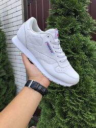 р. 41-46  Reebok Classic білі