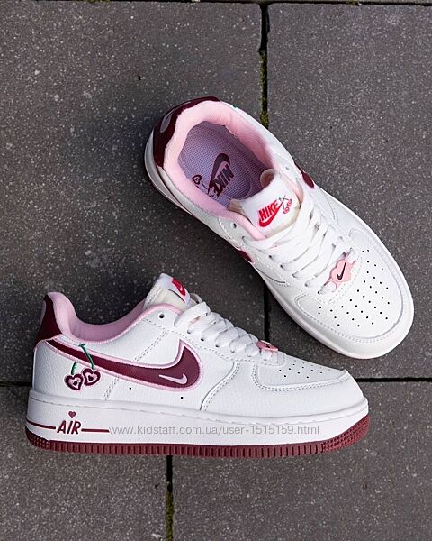 p.36-41  Nike Air Force 1 Low Valentines Day