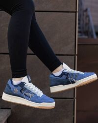p.36  Adidas Forum 84 Low Blue Off-White  AD052