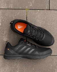 p.41  Adidas Terrex Light GTX Triple Black  AD071
