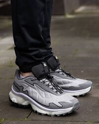 p.41   Salomon XT-Slate Grey Purple  SL016