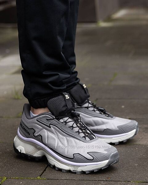 p.41   Salomon XT-Slate Grey Purple  SL016