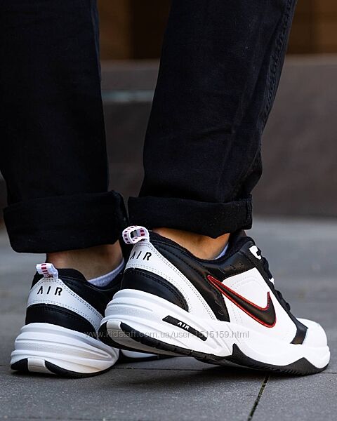 p.43, 44    Nike Air Monarch White Black   NK166