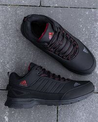 p.44   Adidas Gore-Tex Winter Black Red  AD030