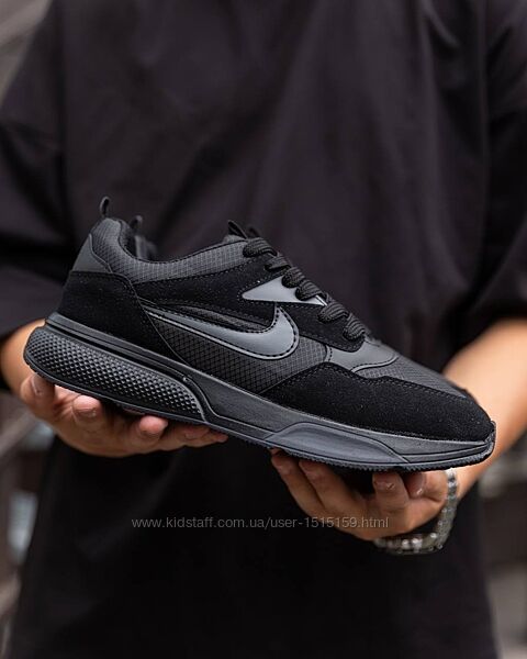 p.41   Nike Racer Black  NK170