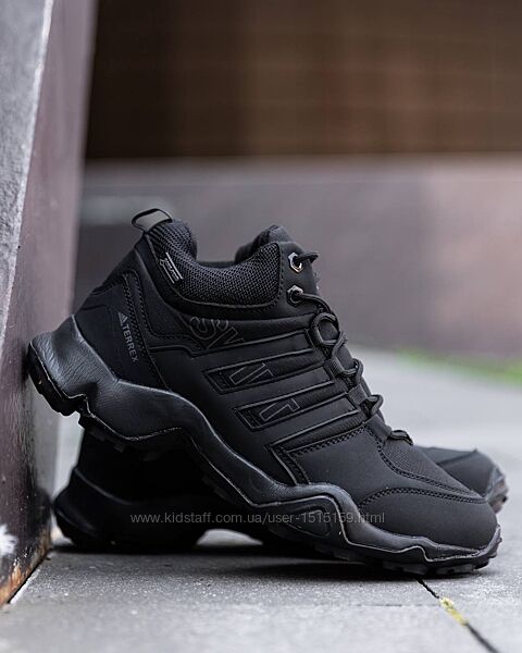 p.41-46  Adidas Terrex Swift R2 Mid Gore-Tex  AD094