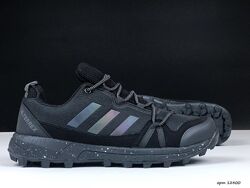 p.42-44  Adidas Terrex чорні термо  KS 12400