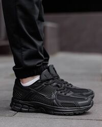p.38-44  Nike Zoom Vomero 5 Black NK194