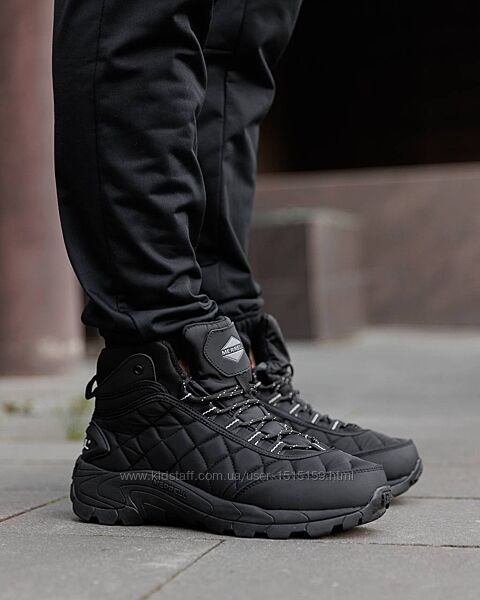 p.41, 42   Merrell Ice Cap Moc II Black Blue  MR013