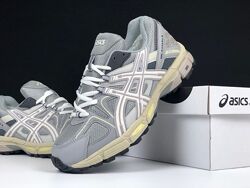 p.41, 43  Asics Gel Kahana 8 сіро/бежеві зима  KS 12460