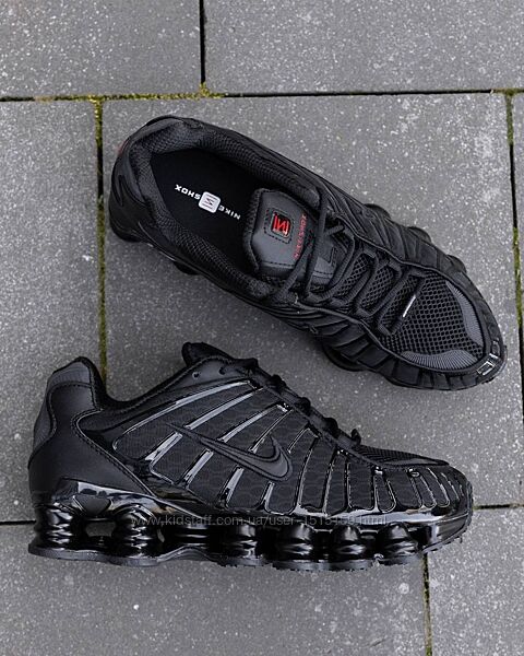 p.40, 43, 44   Nike Shox TL Black  NK140