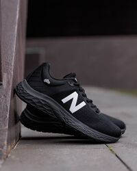 p.41-45 New Balance 680 Black White NB120