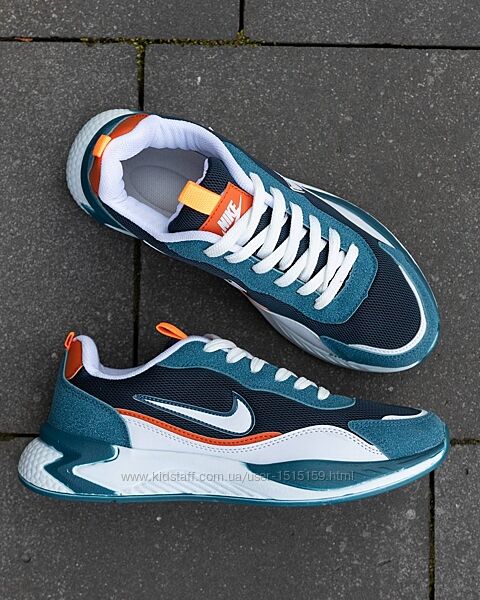 p.40, 41 Nike Racer Multi NK050