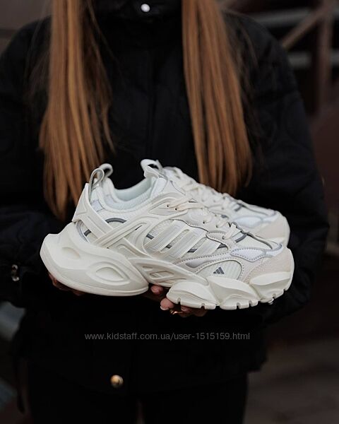 p.36, 38, 41   Adidas Vento XLG White Grey  AD112