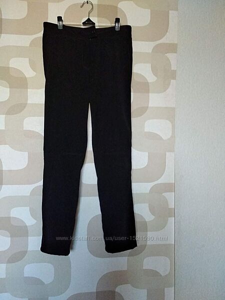 Хорошенькие брюки Deille. размер 40  46 - 48 .