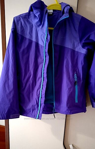 Стильна куртка вітровка Quechua р122-128 Стан відмінний Довжина 48 Пог 40 Р