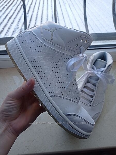 Оригінальні кросівки Nike Jordan 42 р, 27 см