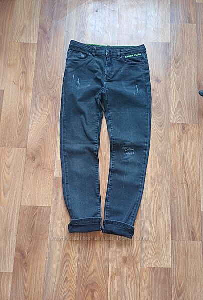 Черные джинсы Zara 