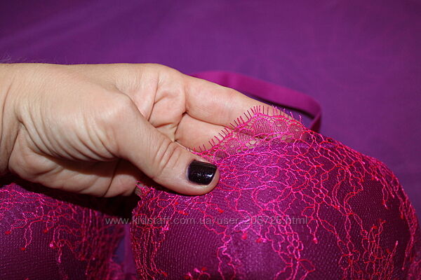 VS  бюстгалтеры