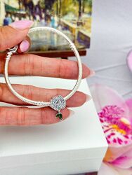 Срібний шарм блискуча квітка троянди 