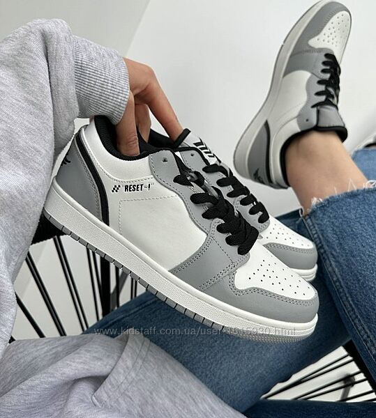 Жіночі кросівки 36-41