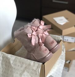 Зимові жіночі уггі Ugg Bailey Bow 36-41