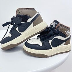 Зимові дитячі черевики кросівки в стилі Nike Air Jordan 31-37