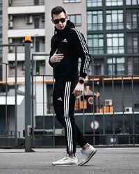 Чоловічий спортивний костюм Adidas