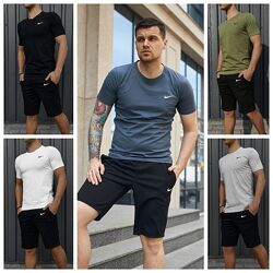 Комплект Nike Футболка Шорти