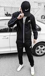 Чоловічий спортивний костюм Nike