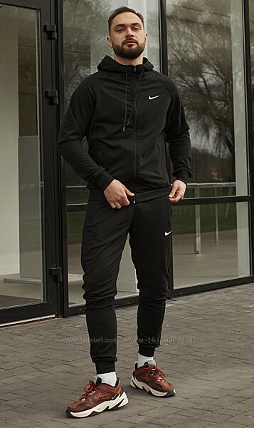 Чоловічий костюм Nike Барсетка