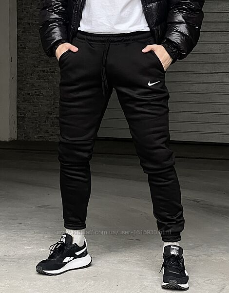 Чоловічі утеплені штани Nike на флісі