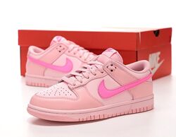 Жіночі кросівки Nike Dunk Low GS Triple Pink 36-40