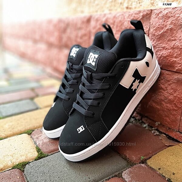 Жіночі кросівки DC Court Graffik Skate Shoes Low-Top 36-41