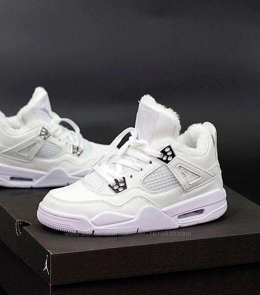 Зимові жіночі кросівки Nike Air Jordan 4 Winter (36-41) Хутро Арт 14191 Виробник В´єтнам Верх Шкіра Всередині Хутро Підошва Піна/Гума Розміри: 36й(23см), 37й(23,5см), 38й(24см), 39й(24,5см), 40й(25,5см), 41й(26см)