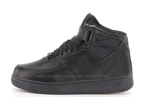 Зимові унісекс чоловічі жіночі кросівки Nike Air Force (36-45) Арт 12360 Виробник В´єтнам Верх Шкіра Всередині Хутро Підошва Поліуретан Розміри: 36-45