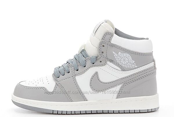 Зимові жіночі кросівки Nike Jordan 1 Retro (36-41) Хутро Арт 14040 Виробник В´єтнам Верх Натуральна шкіра Всередині Хутро Підошва Гума Розміри: 36й(23см), 37й(23,5см), 38й(24см), 39й(25см), 40й(25,5см), 41й(26см)
