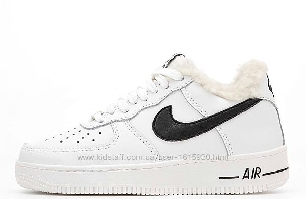 Зимові унісекс чоловічі жіночі кросівки Nike Air Force 1 (36-45) Арт 14833 Виробник В´єтнам Верх Шкіра Всередині Хутро Підошва Гума Розміри: 36-45