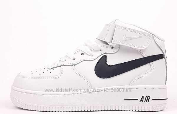 Зимові жіночі кросівки Nike Air Force 1 ´07 (36-40) Арт 4264 Виробник В´єтнам Верх Шкіра Всередині Хутро Підошва Гума Розміри 36й(23см), 37й(23,5см), 38й(24см), 39й(24,5см), 40й(25,5см)