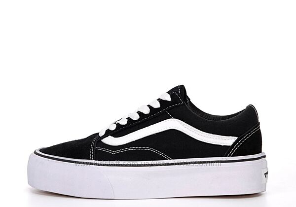 Жіночі кеди Vans Old Skool Stac Platform (36-41) Арт 14382 Виробник Китай Верх Бавовна/Замш Підошва Гума Розміри: 36й(23см), 37й(23,5см), 38й(24см), 39й(25см), 40й(25,5см), 41й(26см)