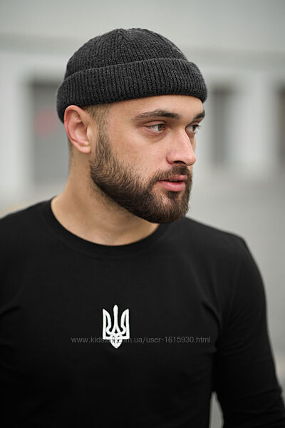 Шапка унісекс трикотаж коротка Арт 2500294134 - Універсальна унісекс модель - Чудово підійде як під спортивну куртку, так і під casual образ - Склад: 50% вовна/50% акрил - Машинна в´язка Розмір універсальний