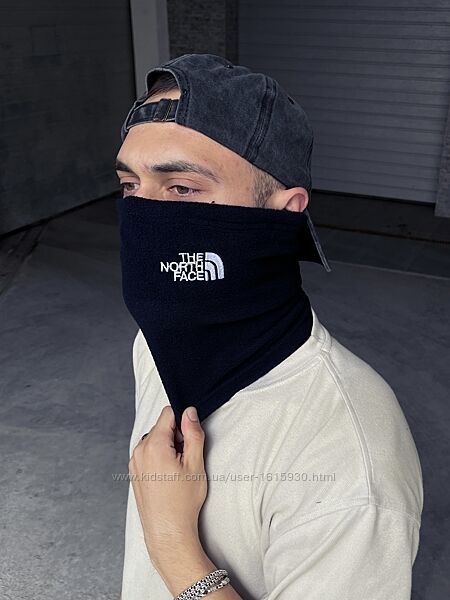 Чоловічий бафф The North Face Арт 1572334500 Бафф - це своєрідний розвиток ідеї шарфа, який пошитий у вигляді труби. Одягається через голову. У холодну погоду захищає частину обличчя та горло від вітру та холодного повітря (якщо натягнути його вище за нос
