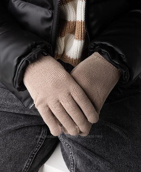 Рукавички Intruder Виробник Україна - унісекс - машинна в´язка - збоку є фірмова нашивка "Intruder" - розмір: єдиний, універсальний